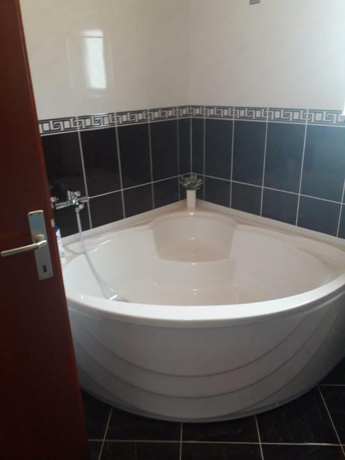 אימוטסקי Apartman Matkovic מראה חיצוני תמונה
